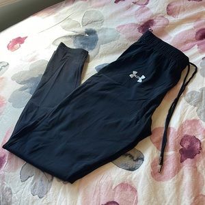 Under Armour Leggings Size LARGE with Ties